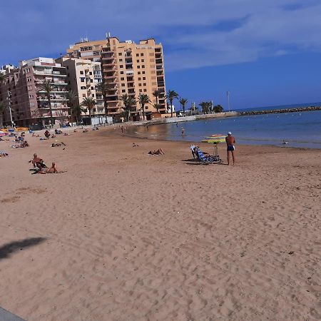 Moderno Apartamento Familiar Junto Al Mar - Conejito Apartment ตอร์เรเวียคา ภายนอก รูปภาพ