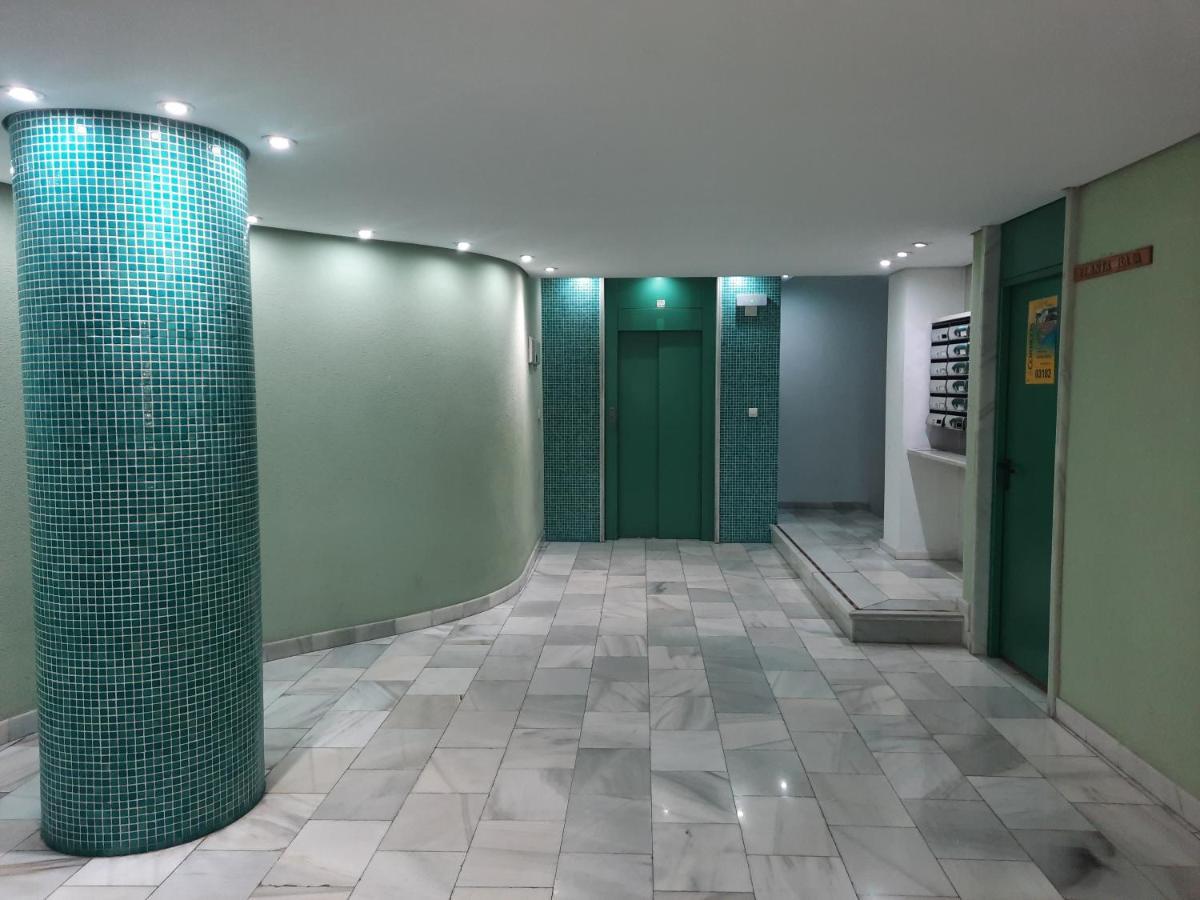 Moderno Apartamento Familiar Junto Al Mar - Conejito Apartment ตอร์เรเวียคา ภายนอก รูปภาพ
