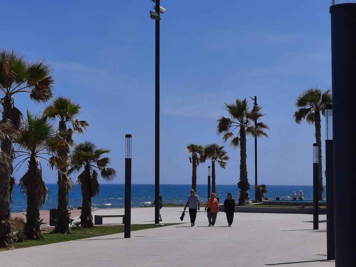 Moderno Apartamento Familiar Junto Al Mar - Conejito Apartment ตอร์เรเวียคา ภายนอก รูปภาพ