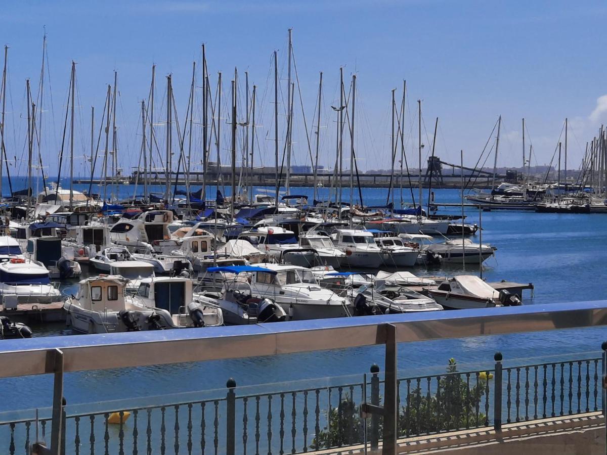 Moderno Apartamento Familiar Junto Al Mar - Conejito Apartment ตอร์เรเวียคา ภายนอก รูปภาพ