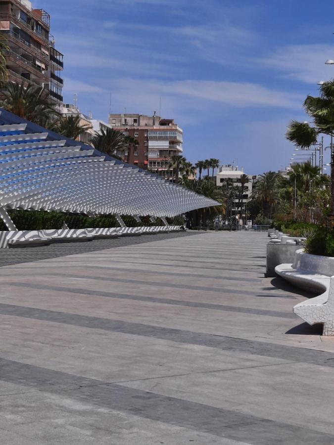 Moderno Apartamento Familiar Junto Al Mar - Conejito Apartment ตอร์เรเวียคา ภายนอก รูปภาพ