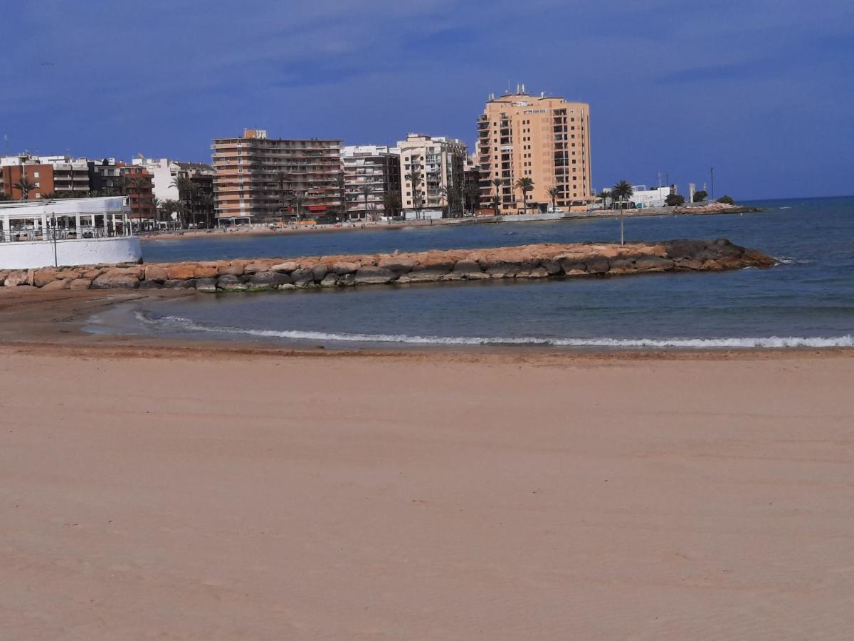 Moderno Apartamento Familiar Junto Al Mar - Conejito Apartment ตอร์เรเวียคา ภายนอก รูปภาพ